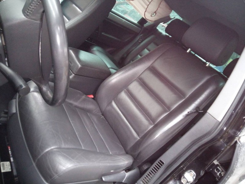 volkswagen touareg (7l6) del año 2004