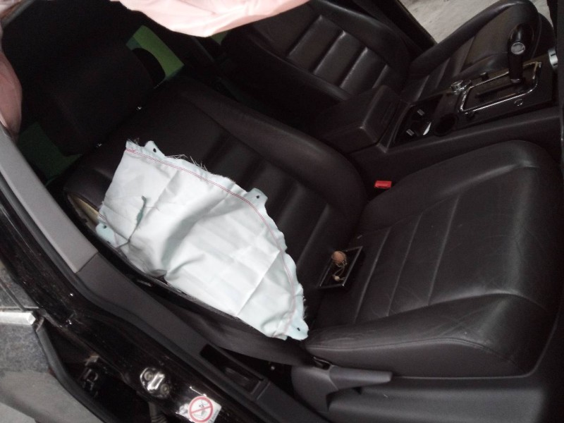volkswagen touareg (7l6) del año 2004