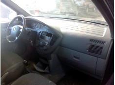 kia carens del año 2005 2