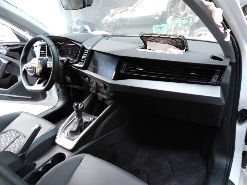 audi a1 sportback (gba) del año 2022
