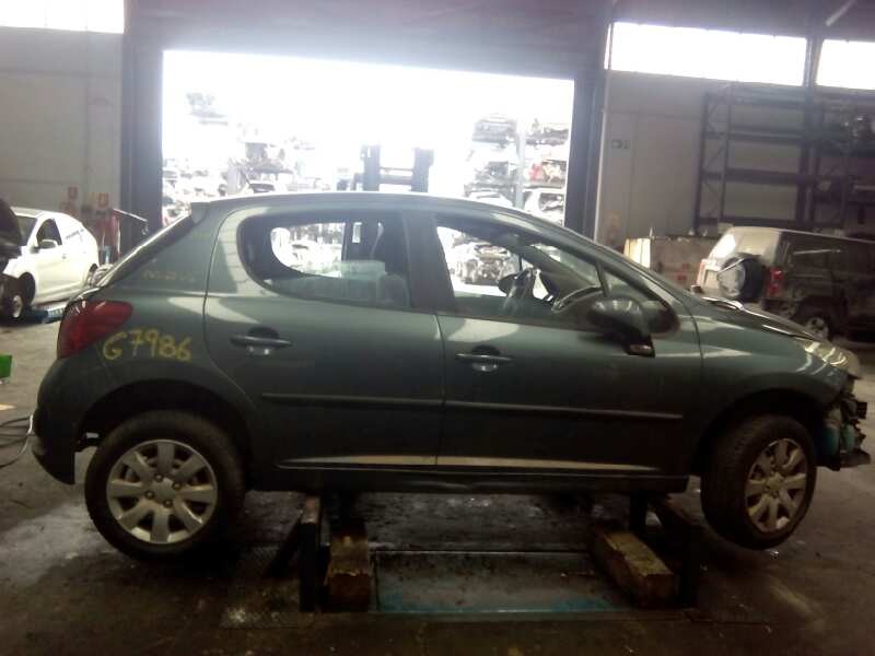 peugeot 207 del año 2006