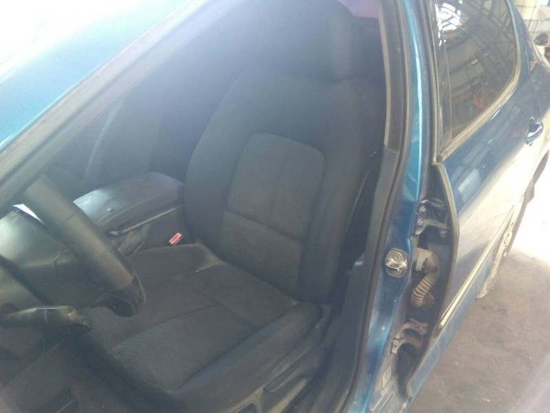 peugeot 407 del año 2006