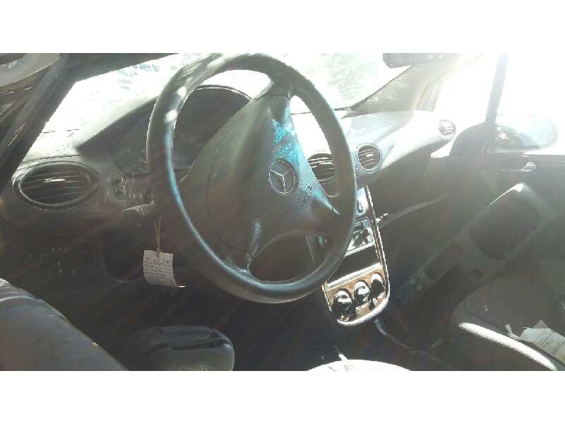 mercedes-benz clase a (w168) del año 2004