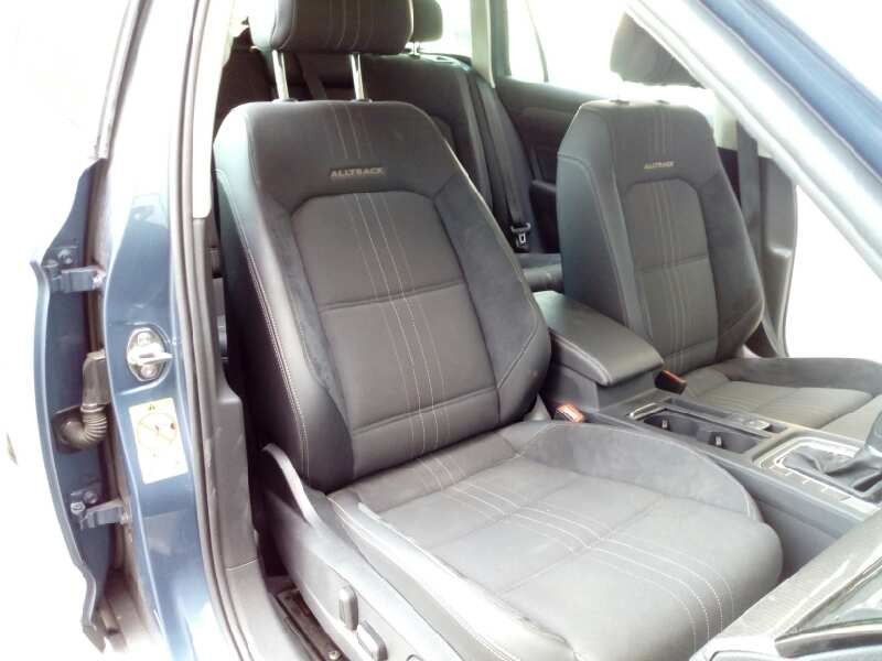 volkswagen passat variant (3g5) del año 2017