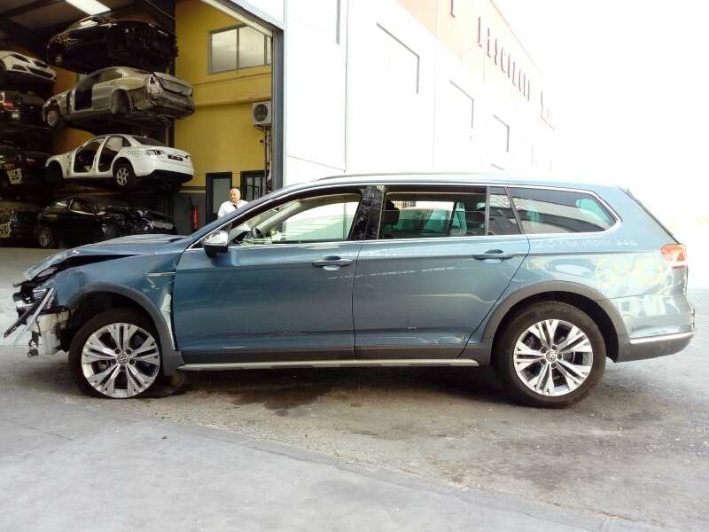 volkswagen passat variant (3g5) del año 2017