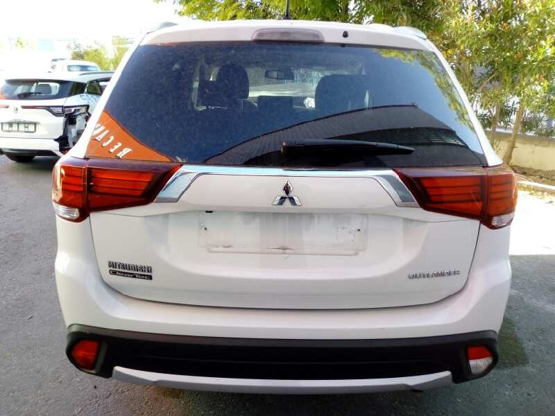 mitsubishi outlander (gf0) del año 2016