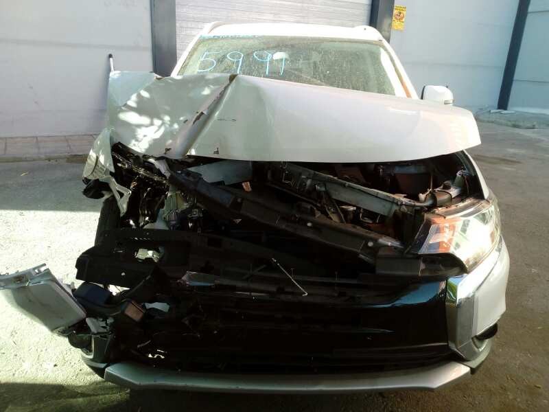 mitsubishi outlander (gf0) del año 2016