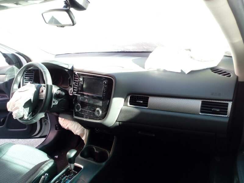 mitsubishi outlander (gf0) del año 2016