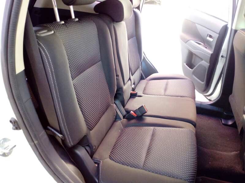 mitsubishi outlander (gf0) del año 2016