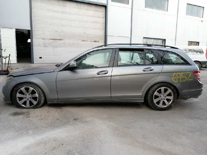 mercedes-benz clase c (w204) familiar del año 2008