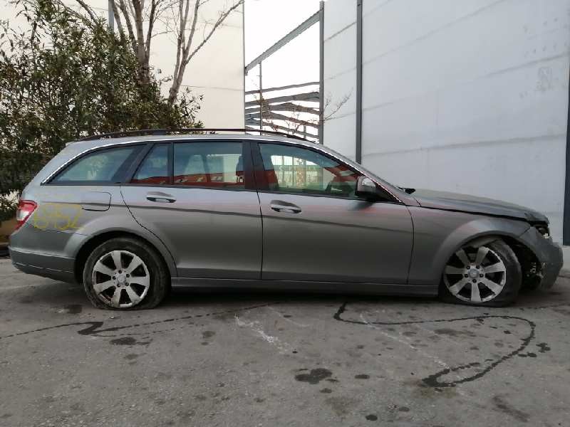 mercedes-benz clase c (w204) familiar del año 2008