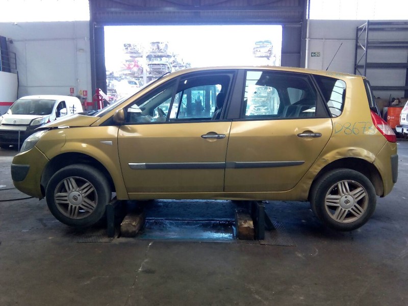 renault scenic ii del año 2003