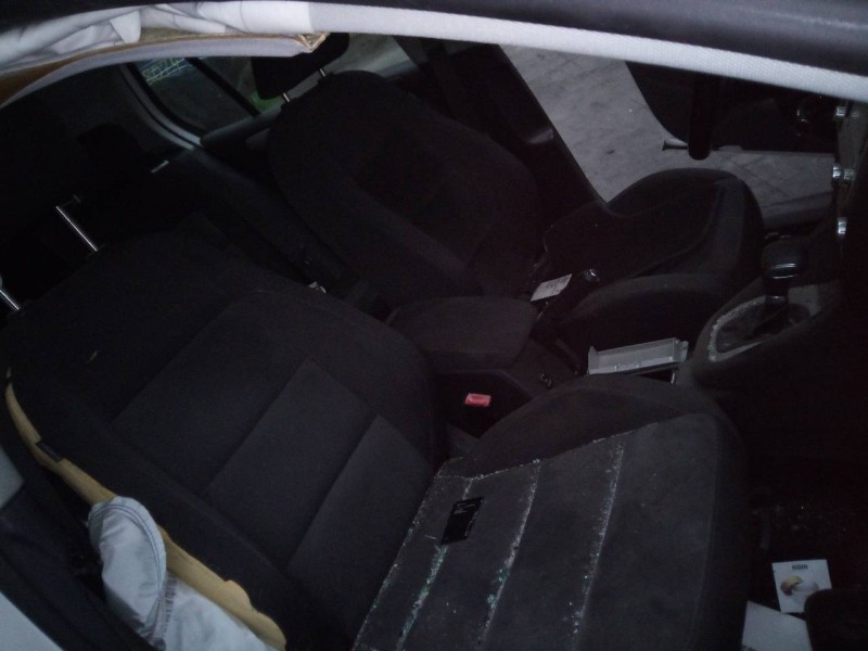 volkswagen golf vi (5k1) del año 2008