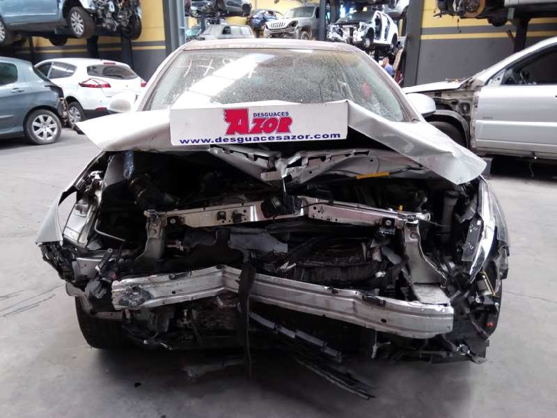 opel astra j lim. del año 2015