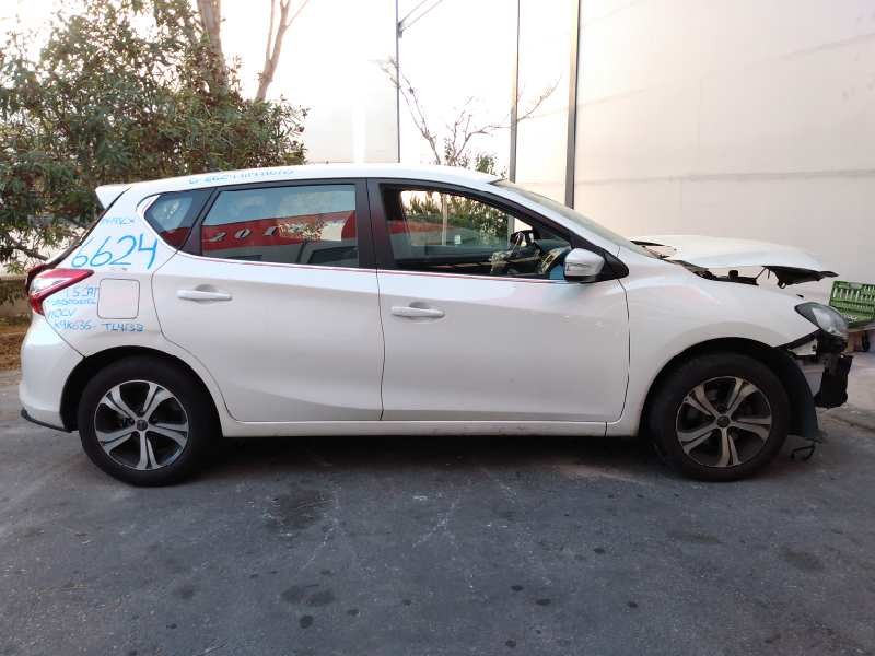 nissan pulsar (c13) del año 2015