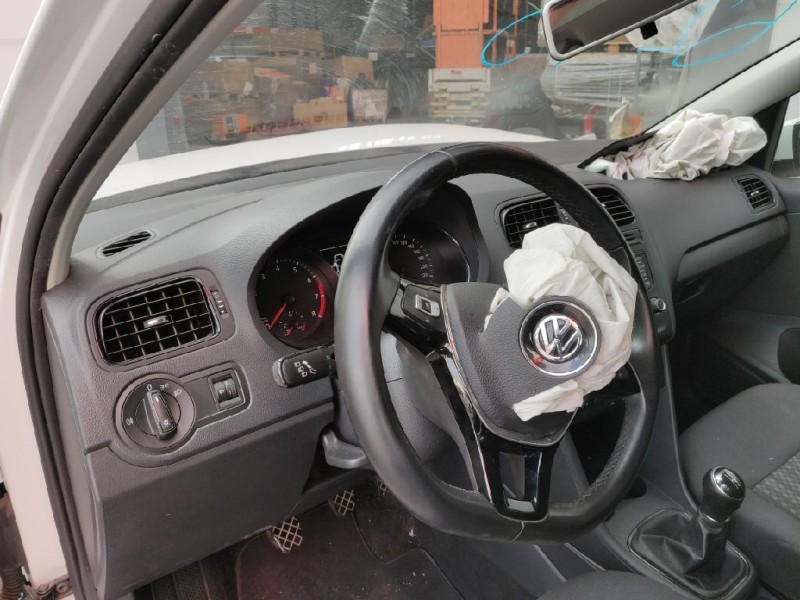 volkswagen polo (6c1) del año 2015