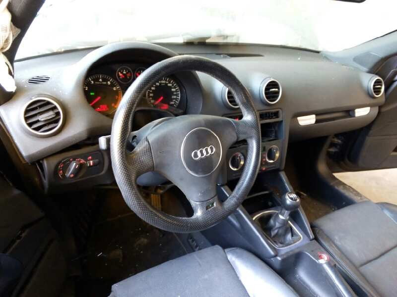 audi a3 (8p) del año 2004