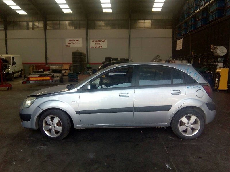 kia rio del año 2008
