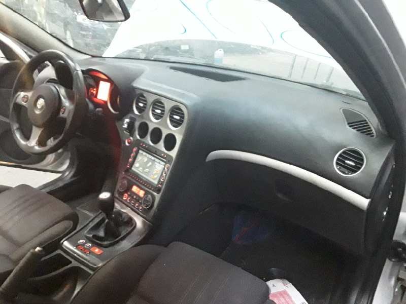alfa romeo 159 sportwagon (140) del año 2006