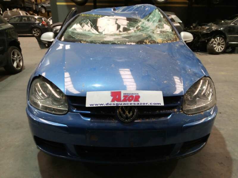 volkswagen golf v berlina (1k1) del año 2005