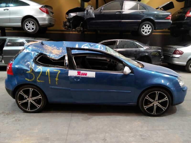 volkswagen golf v berlina (1k1) del año 2005