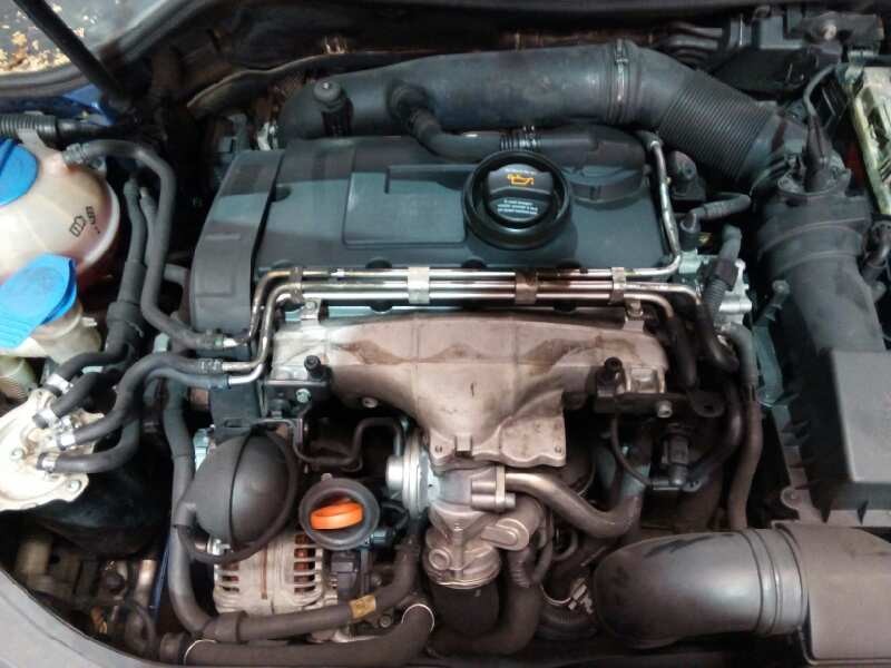 volkswagen golf v berlina (1k1) del año 2005