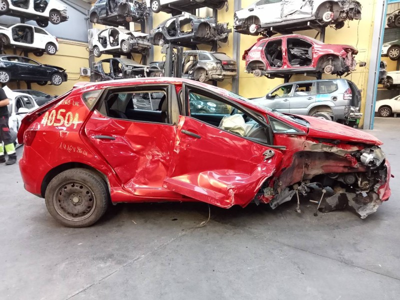 seat ibiza (6j5) del año 2013