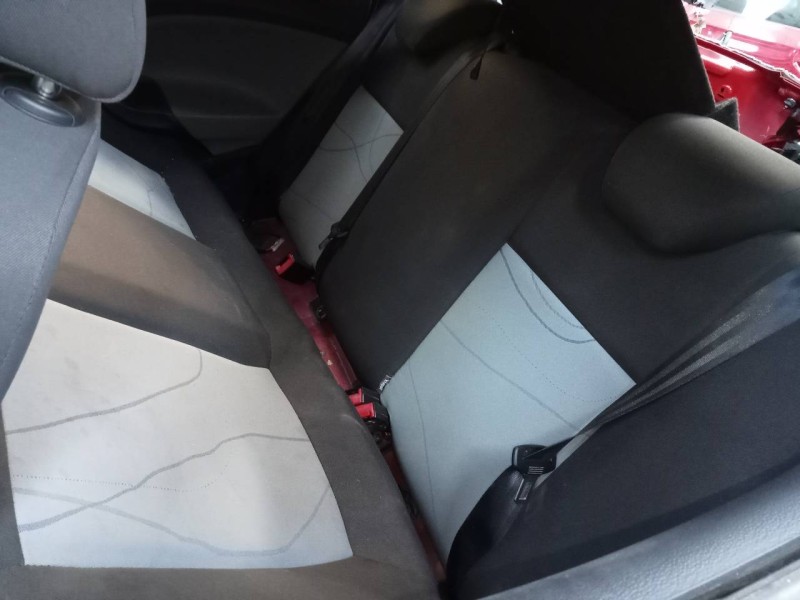 seat ibiza (6j5) del año 2013