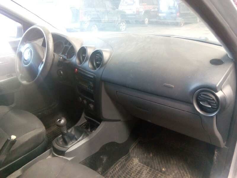 seat ibiza (6l1) del año 2007