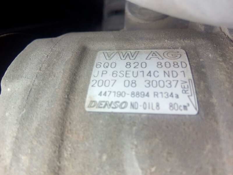 seat ibiza (6l1) del año 2007