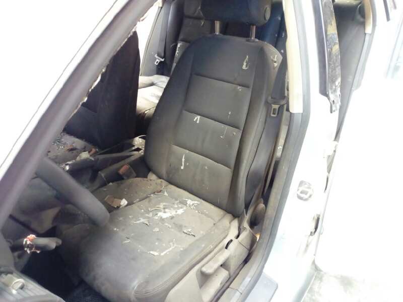 audi a4 berlina (8e) del año 2004