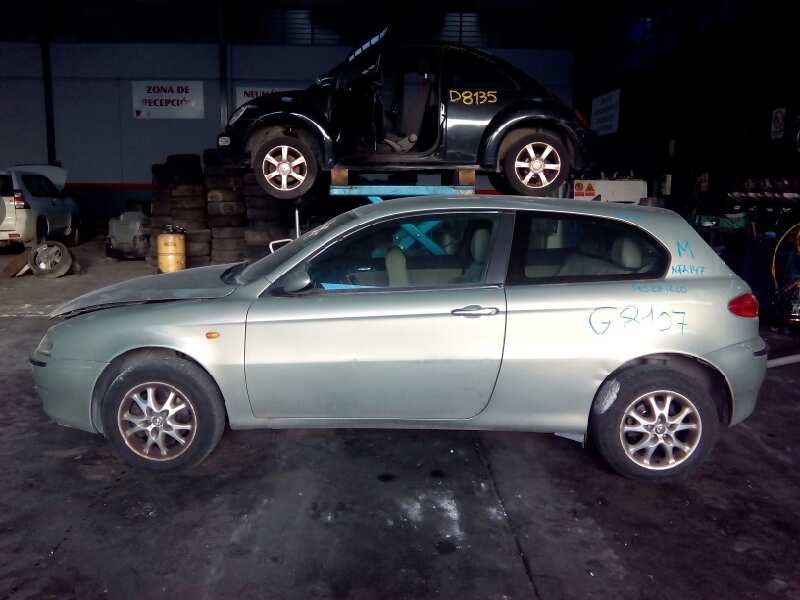 alfa romeo 147 (190) del año 2001