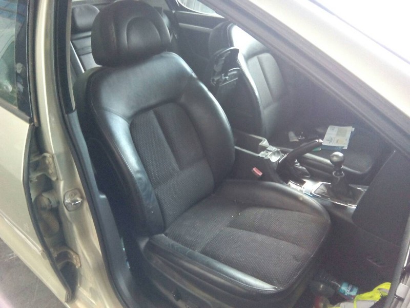 peugeot 407 del año 2009