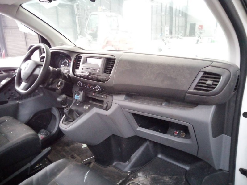 opel vivaro furgón del año 2021