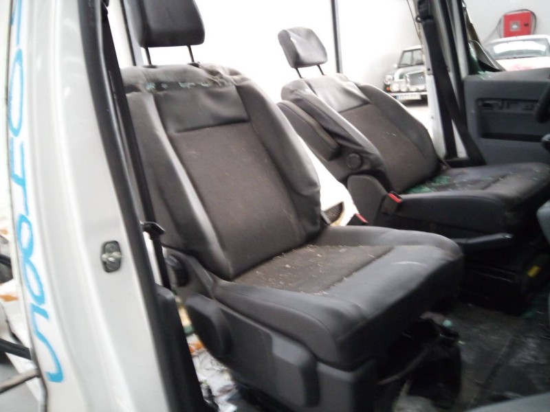 opel vivaro furgón del año 2021