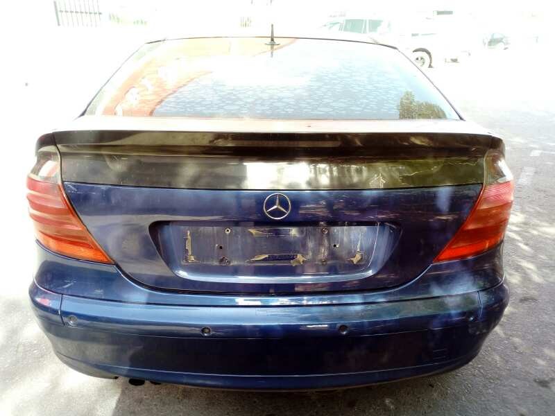 mercedes-benz clase c (w203) sportcoupe del año 2002