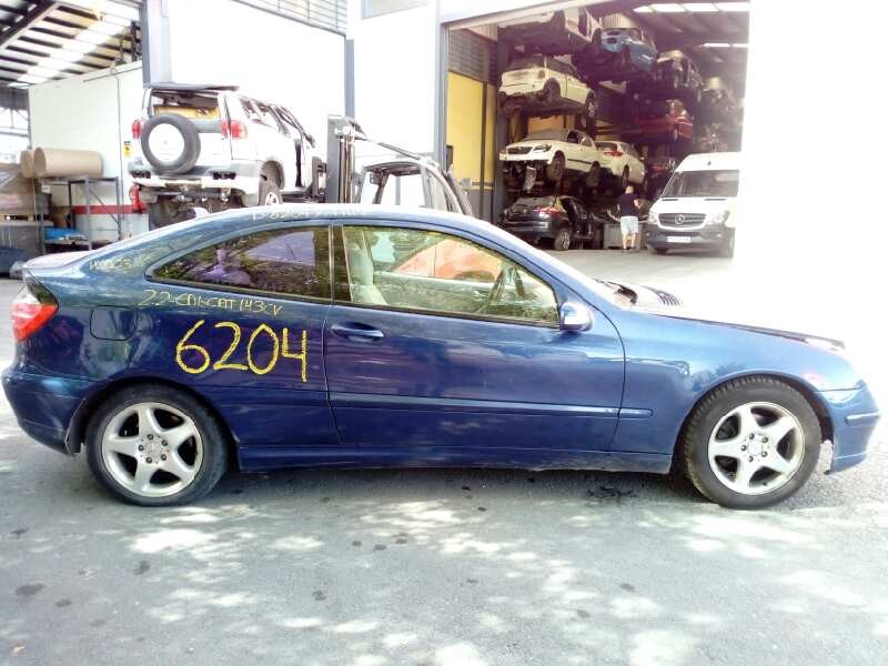 mercedes-benz clase c (w203) sportcoupe del año 2002