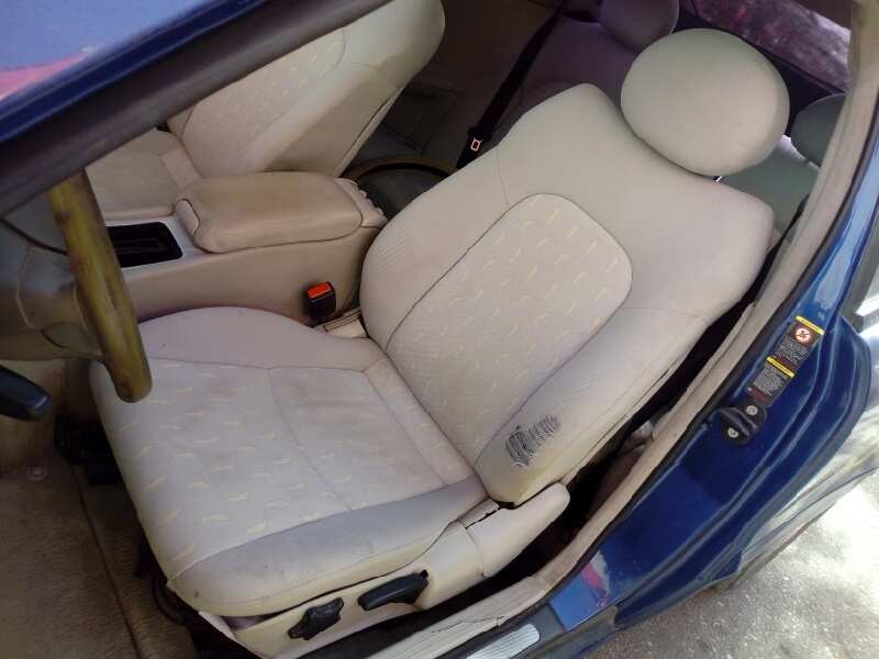 mercedes-benz clase c (w203) sportcoupe del año 2002