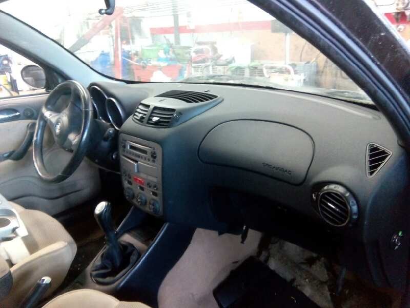 alfa romeo 147 (190) del año 2004