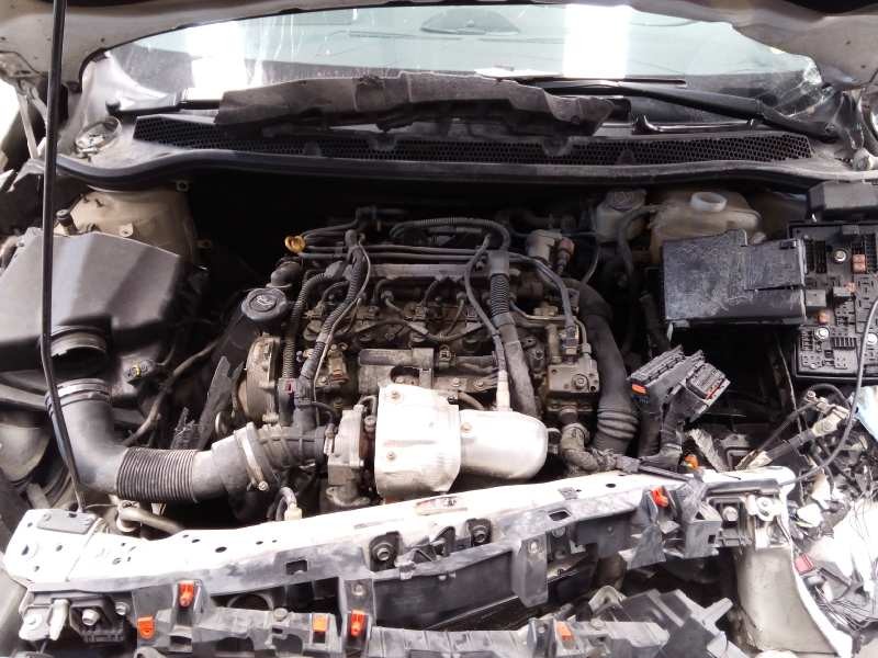 opel astra j sports tourer del año 2012