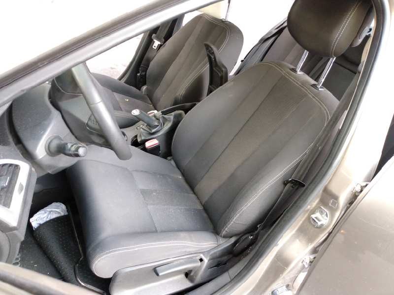 renault megane iii sport tourer del año 2011