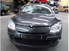renault megane iii berlina 5 p del año 2009 2