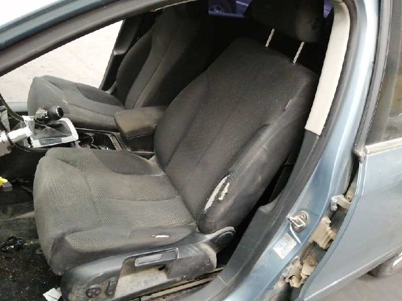 volkswagen passat variant (3c5) del año 2007