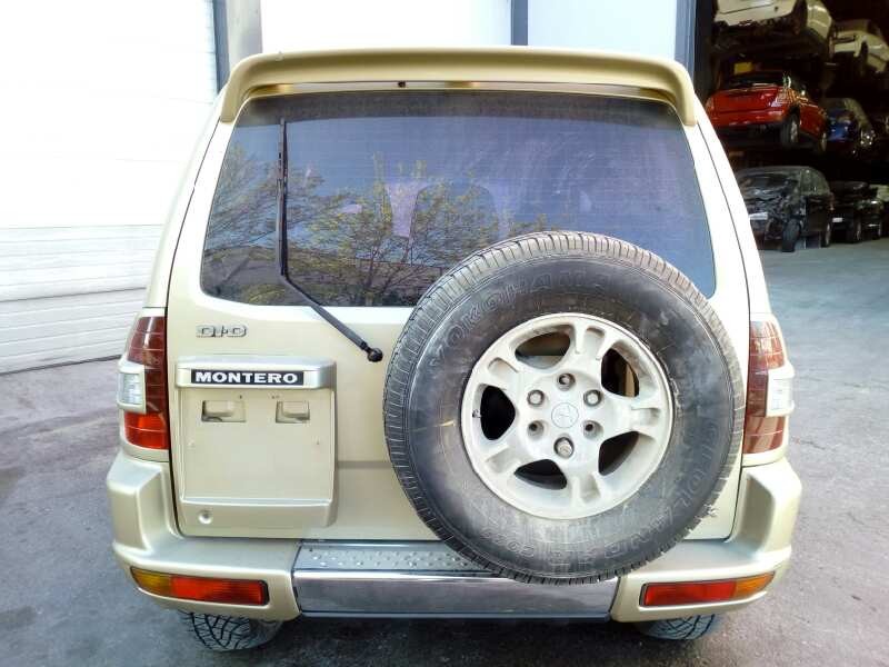 mitsubishi montero (v60/v70) del año 2002