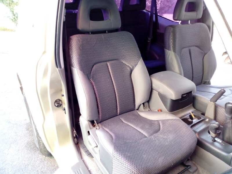 mitsubishi montero (v60/v70) del año 2002