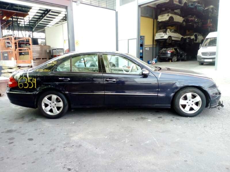 mercedes-benz clase e (w211) berlina del año 2003