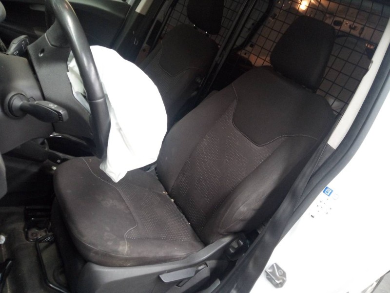 ford transit courier del año 2016