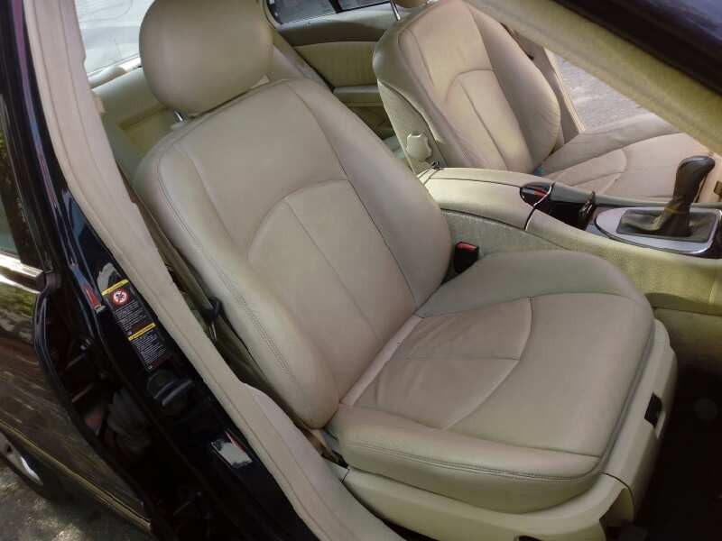 mercedes-benz clase e (w211) berlina del año 2003