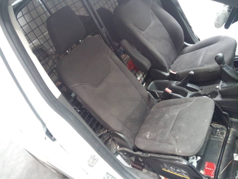 ford transit courier del año 2016