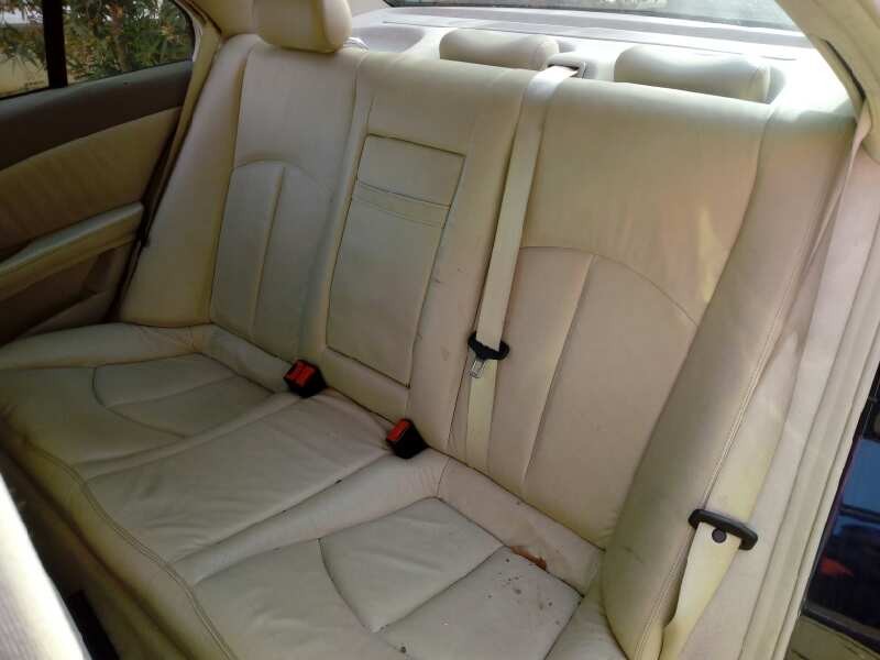 mercedes-benz clase e (w211) berlina del año 2003